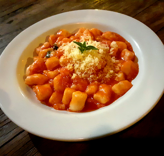 Gnocchi al Sugo_Il Pumo_Cunha